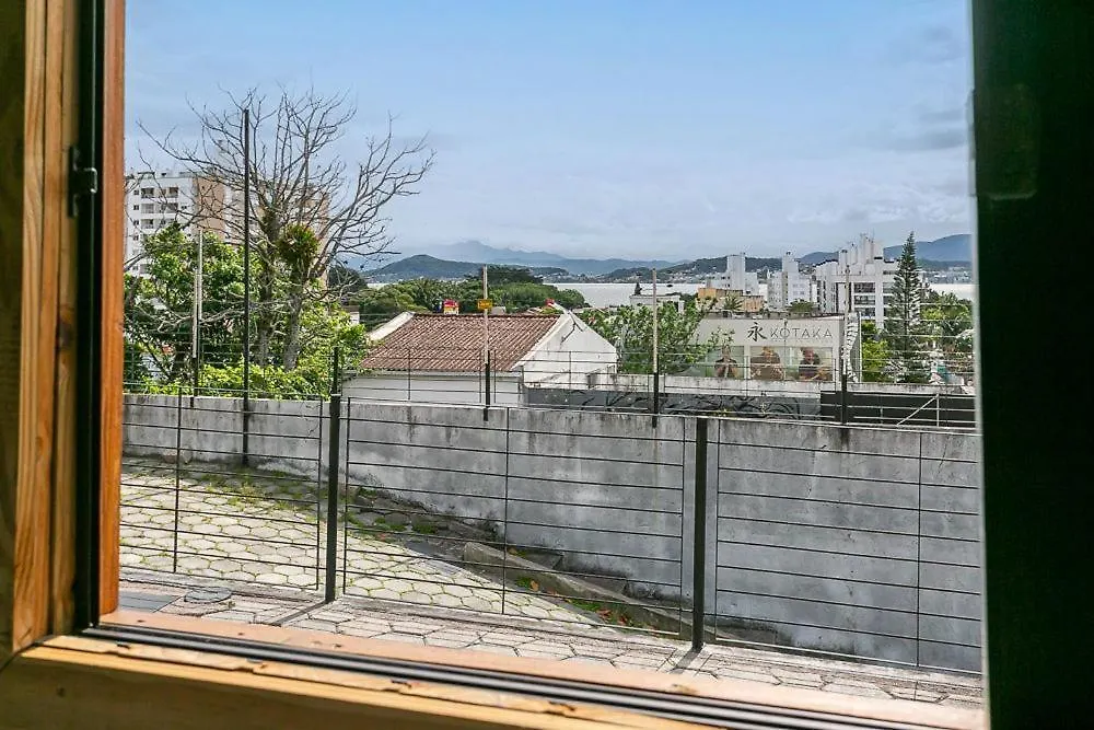 Casa Proximo Ao Centro Com Vista Para O Mar. Florianópolis 0*,  Brasil